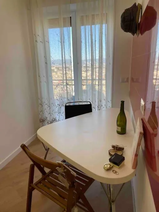 Onfire Suits: Appartamento Nel Cuore Di Napoli Apartment